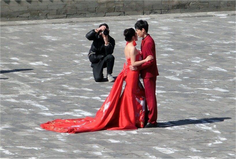 Traditionelt kinesisk brudepar
