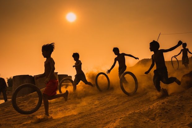 Illustration af Children, Playing
