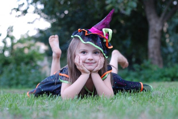 Illustration af Children, Witch